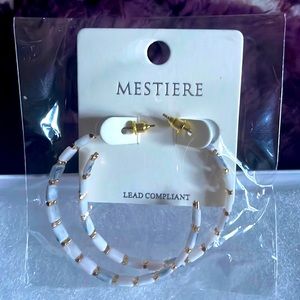 🌺❤️BEAUTIFUL BRAND NEW HOWLITE HOOP EARRINGS 🌺❤️